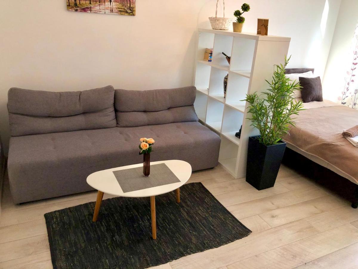 Modern Studio  Belgrad Exterior foto